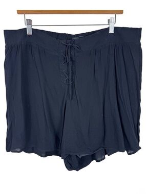 Torrid NWT Black Lace Up Front Rayon Shorts Beachy Summer Womens Plus Size 2 2X